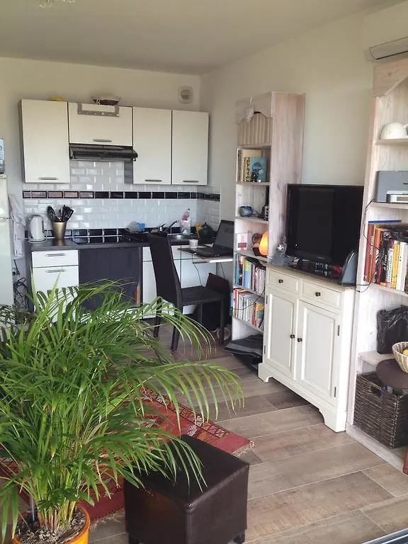 Apartment Love Studio